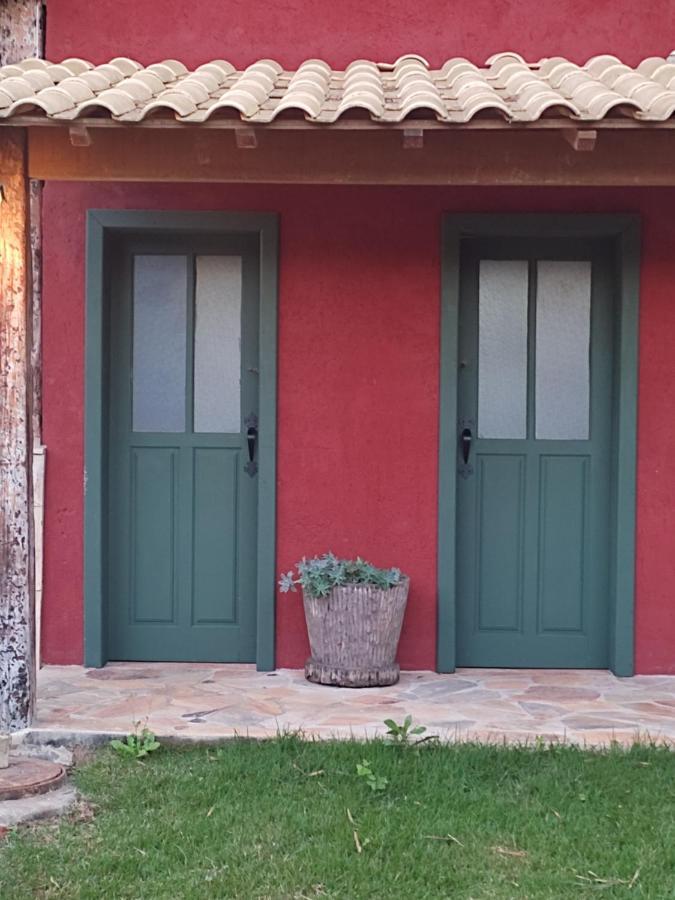 Pousada Portas Da Lua 卡塔斯阿塔斯 外观 照片