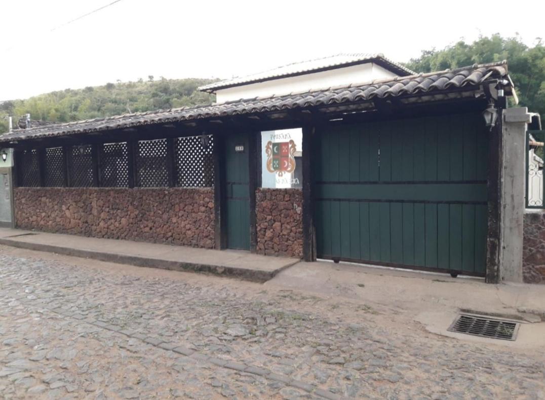 Pousada Portas Da Lua 卡塔斯阿塔斯 外观 照片