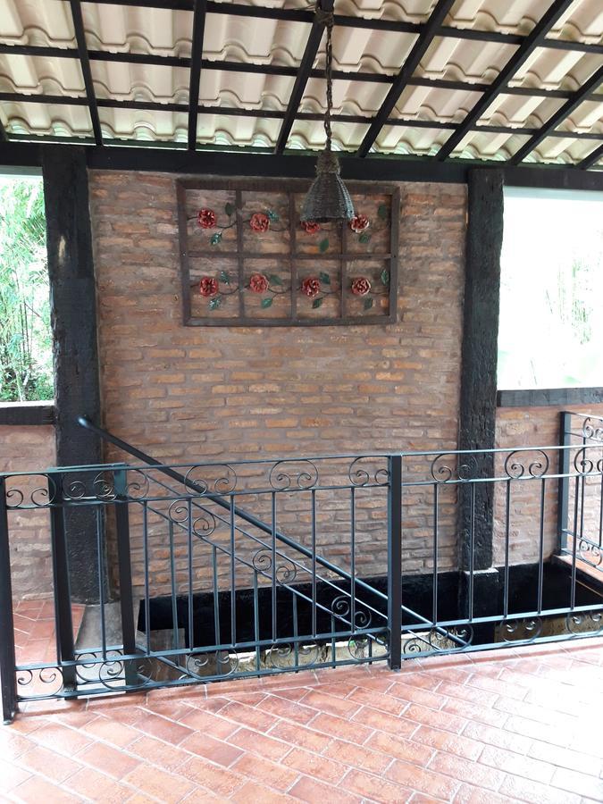 Pousada Portas Da Lua 卡塔斯阿塔斯 外观 照片